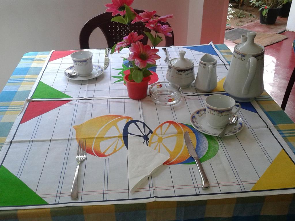 Sun Ocean Inn Mirissa Ngoại thất bức ảnh