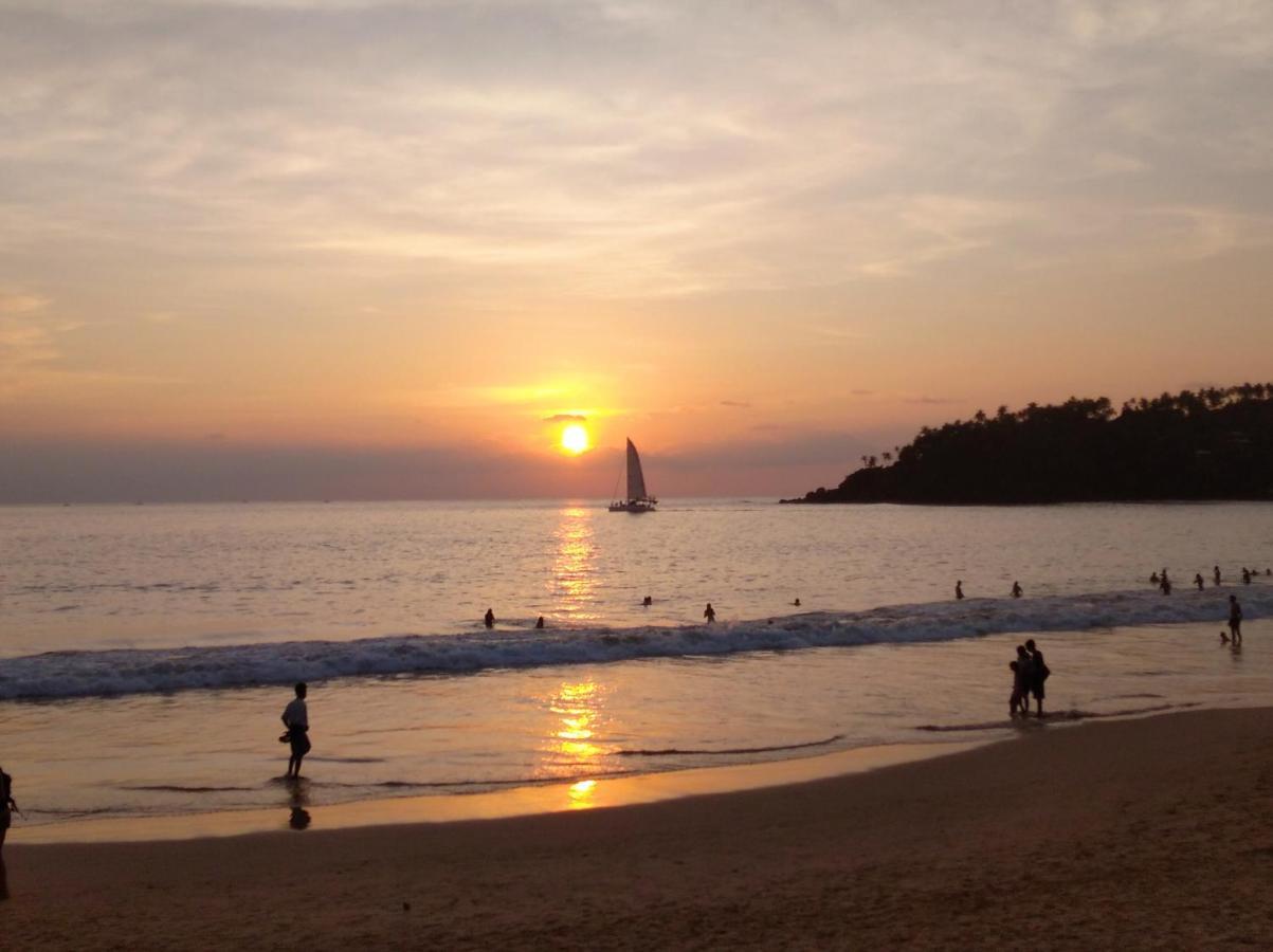 Sun Ocean Inn Mirissa Ngoại thất bức ảnh